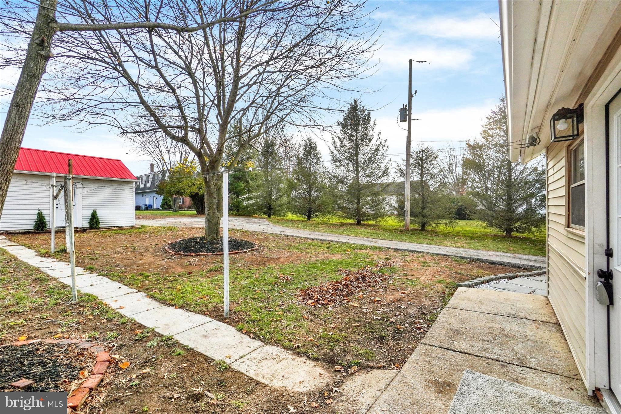 LOGANVILLE - Residential