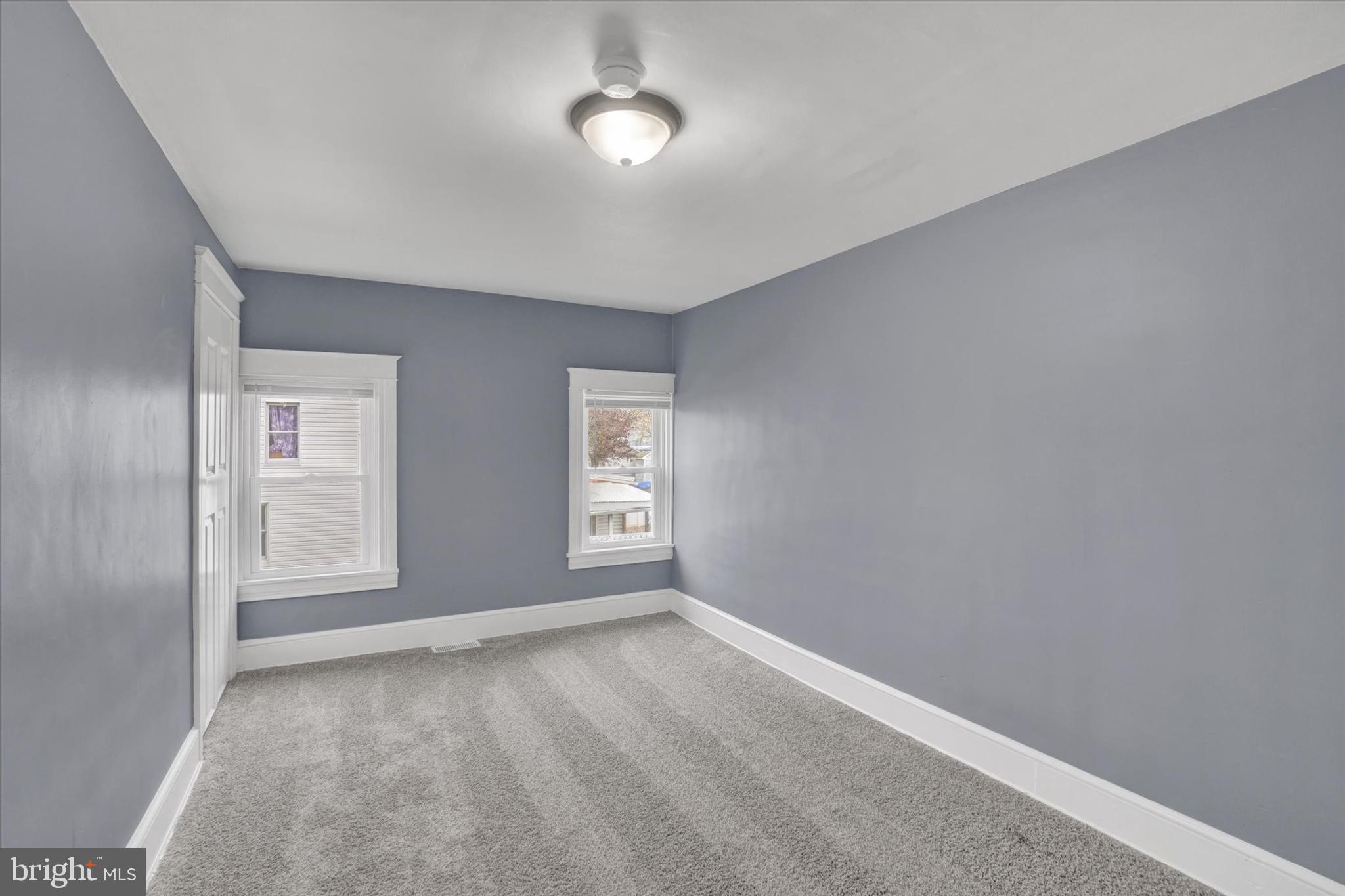 LOGANVILLE - Residential