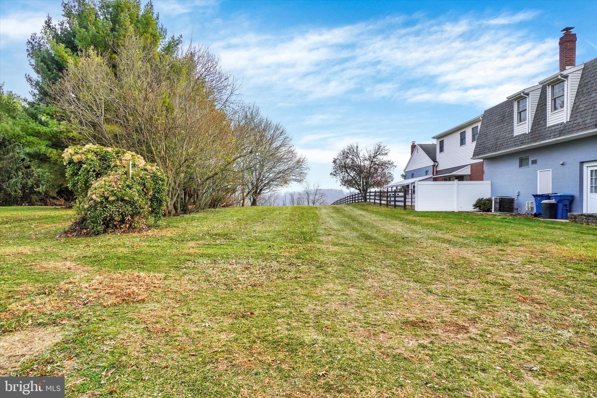 LOGANVILLE - Residential