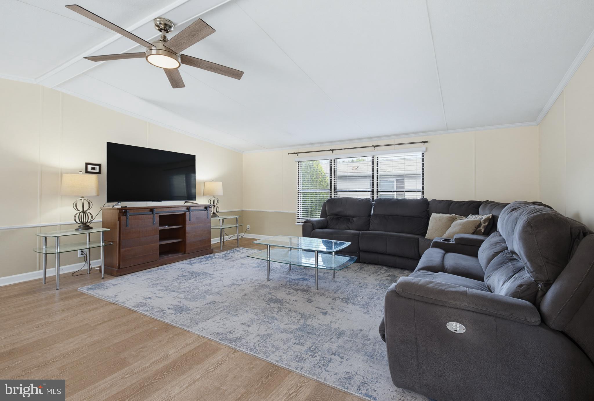 211 GREYFIELD DRIVE