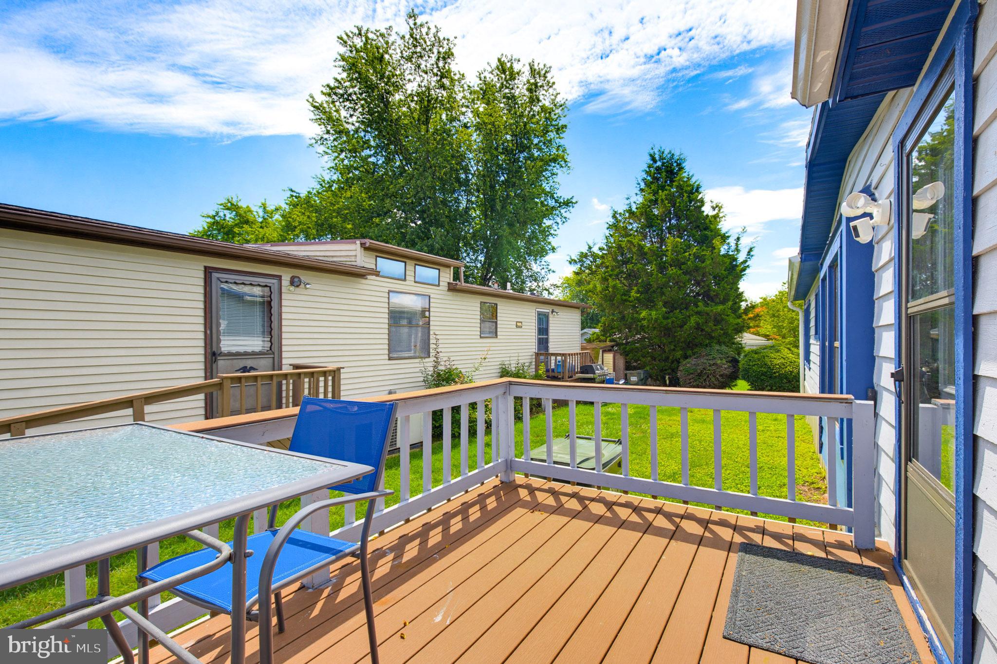 211 GREYFIELD DRIVE