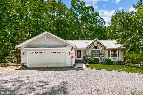 Homes For Sale - 220 Creekside Drive<br/> Orange County, LOCUST GROVE, VA 22508