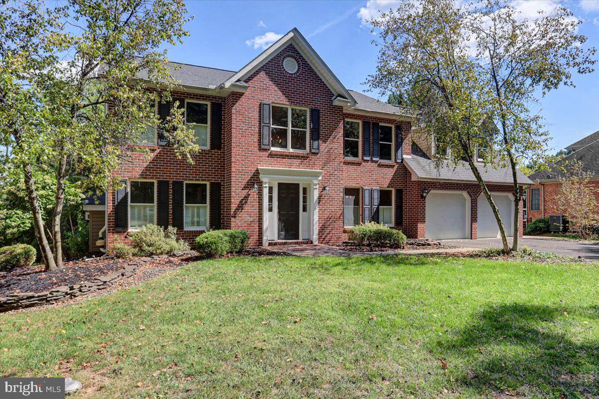 2635 CASTLEGREEN DRIVE