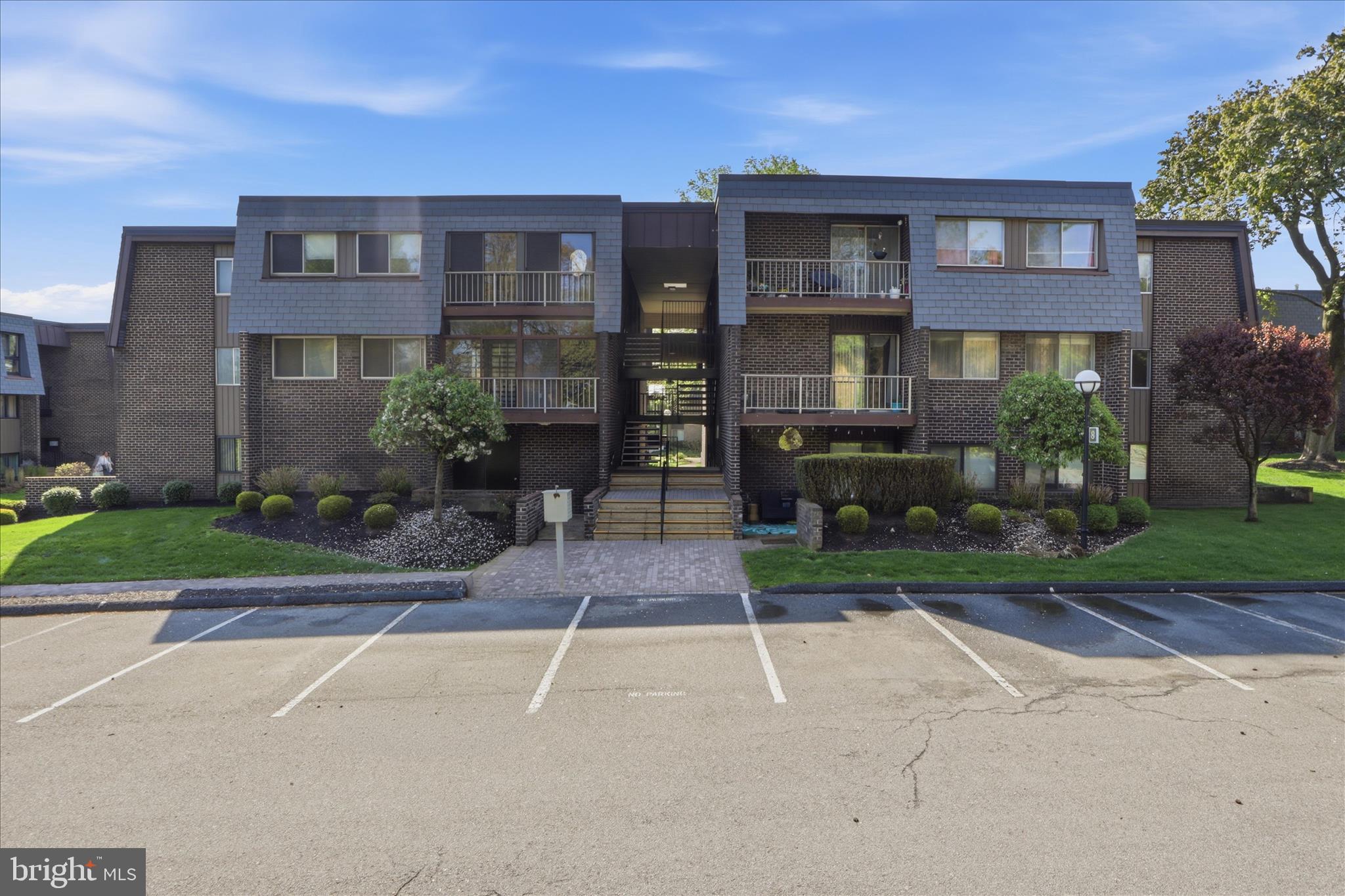 STEVENSON VILLAGE - Residential