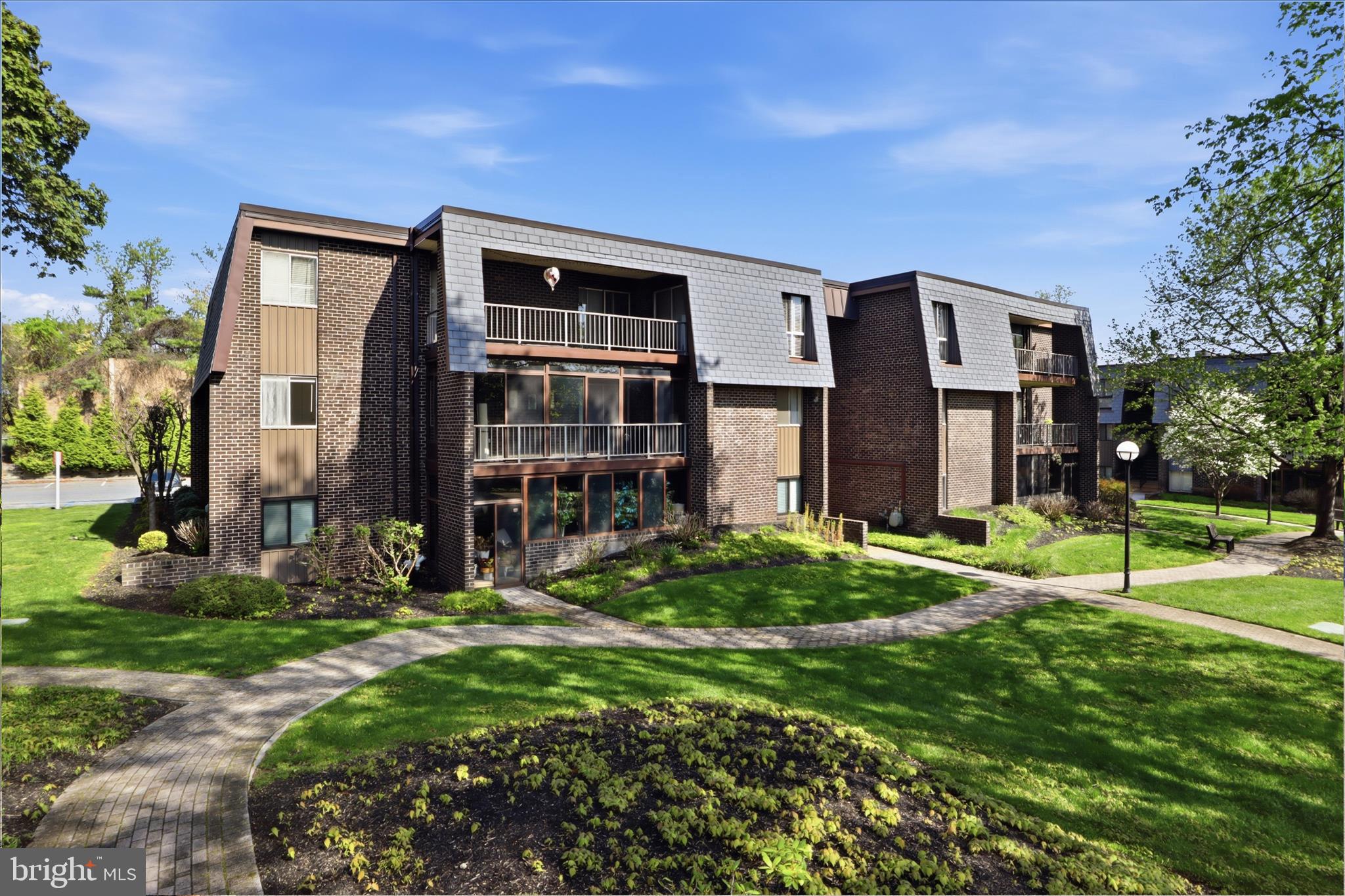 STEVENSON VILLAGE - Residential