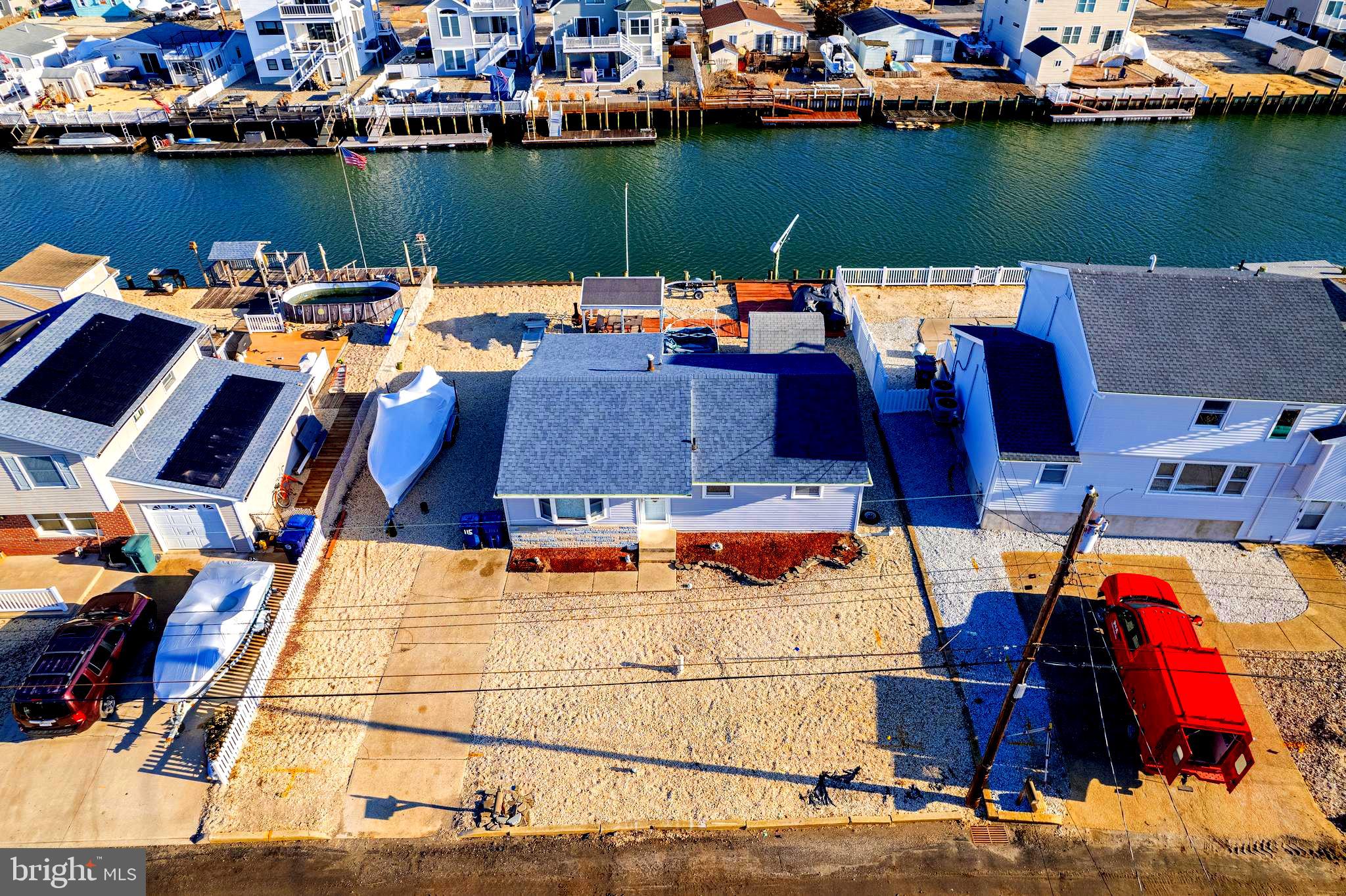 115 E RARITAN DRIVE