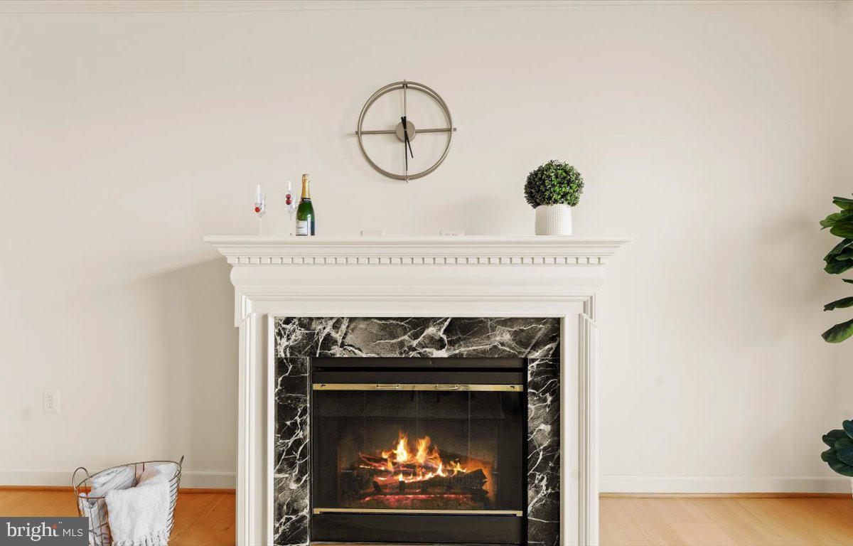 HARBOR POINT EAST CONDO - Residential