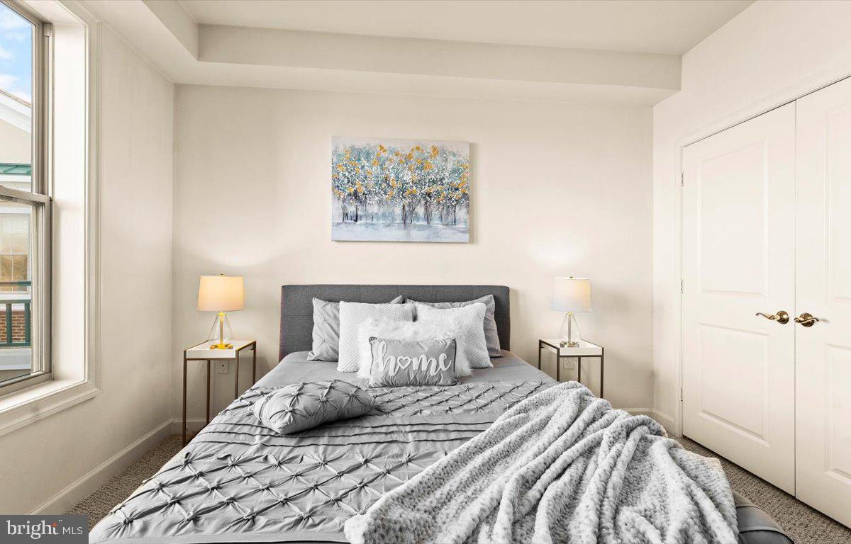 HARBOR POINT EAST CONDO - Residential