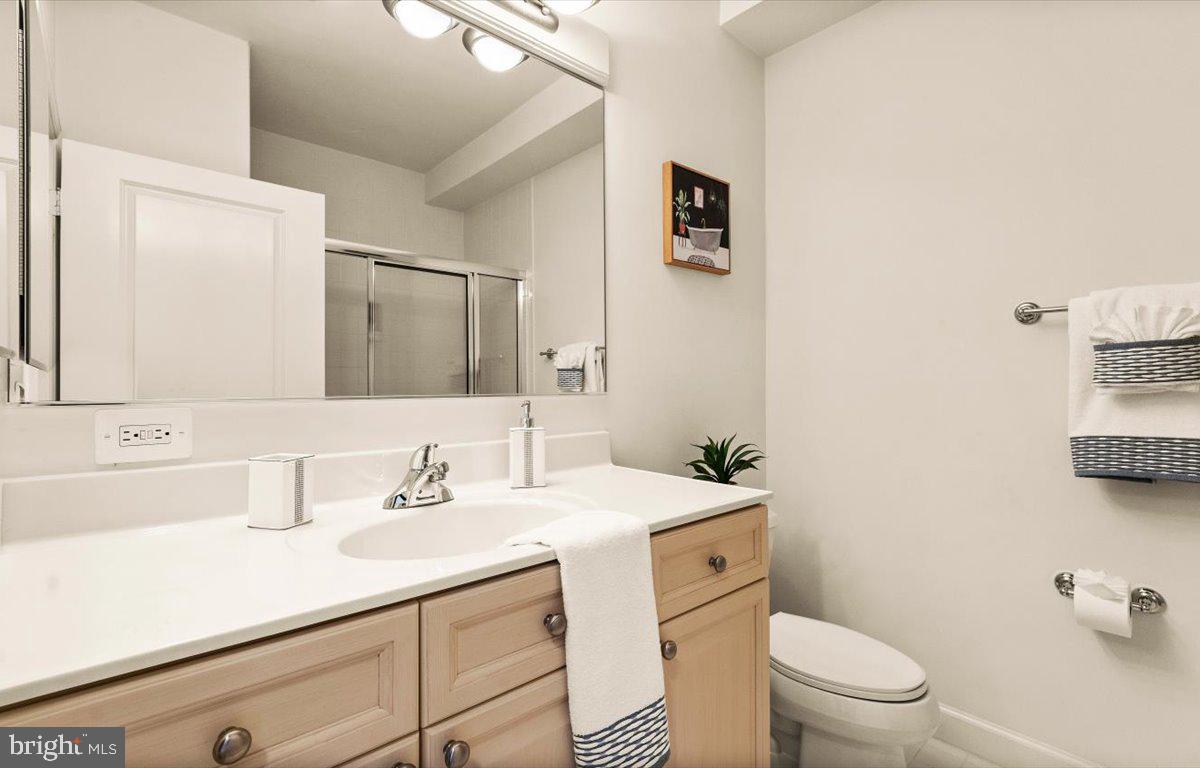 HARBOR POINT EAST CONDO - Residential