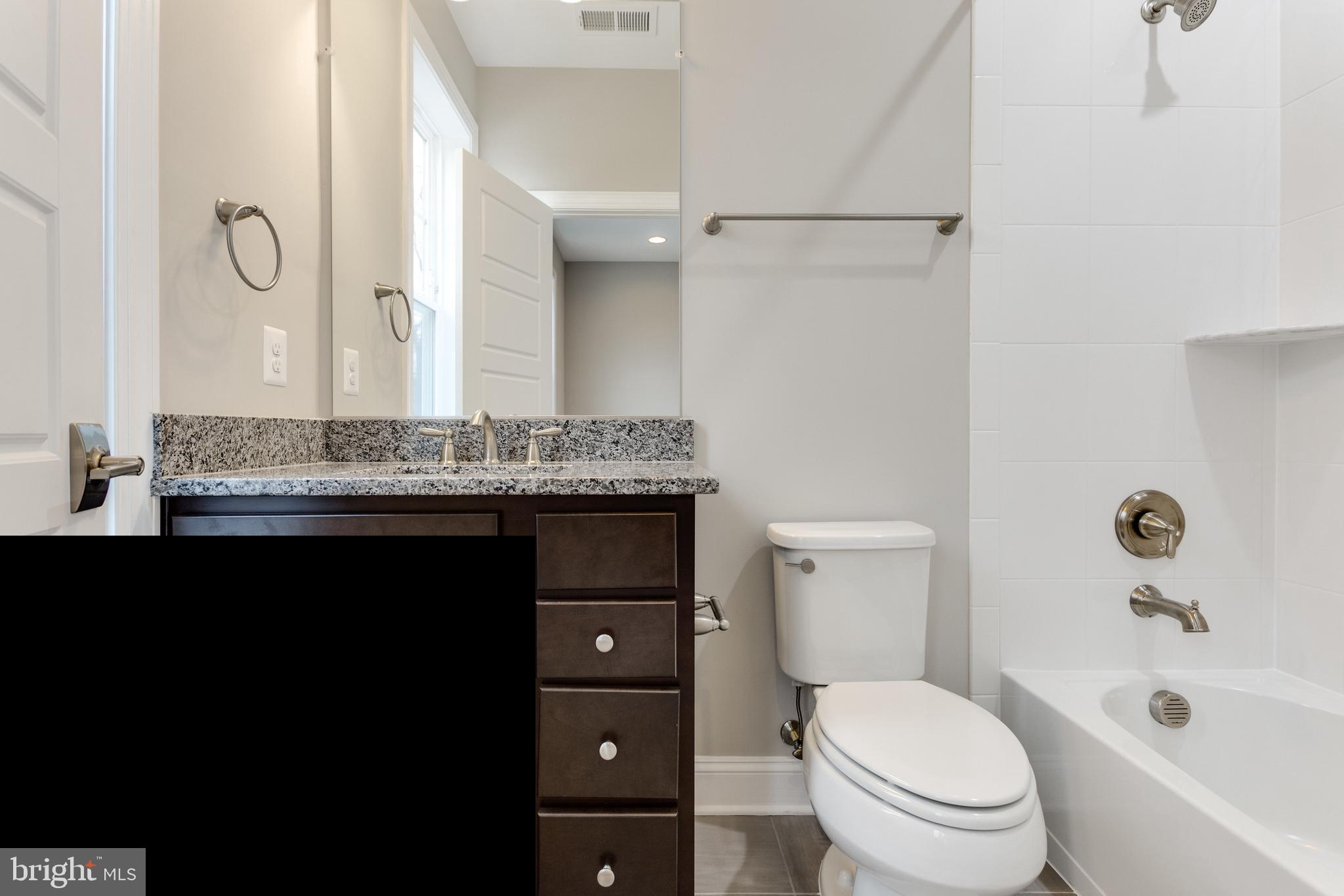 DEVON PARK - Residential