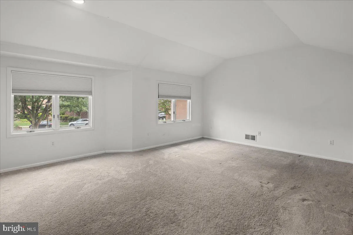 Monmouth Junction, New Jersey 08852, United States, 3 Bedrooms Bedrooms, ,3 BathroomsBathrooms,Residential,Active,155698