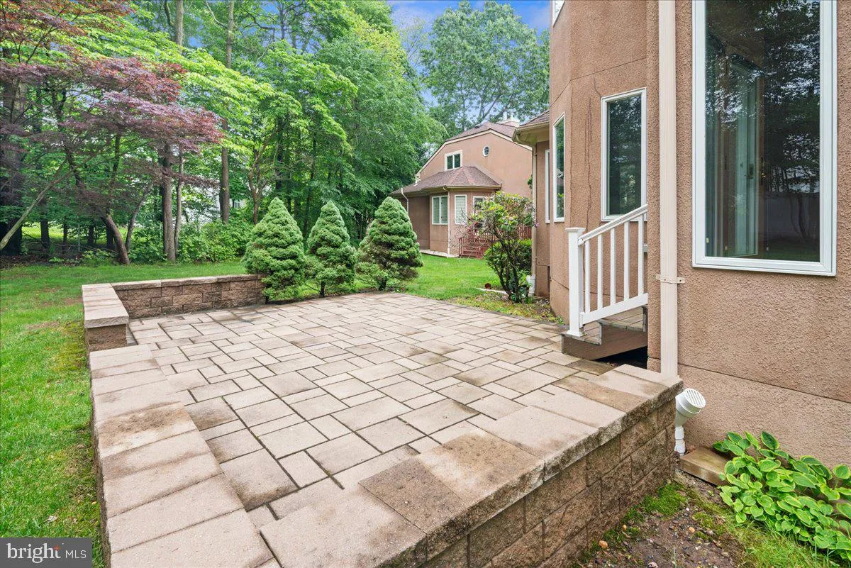 Monmouth Junction, New Jersey 08852, United States, 3 Bedrooms Bedrooms, ,3 BathroomsBathrooms,Residential,Active,155698