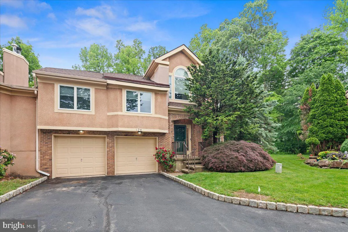 Monmouth Junction, New Jersey 08852, United States, 3 Bedrooms Bedrooms, ,3 BathroomsBathrooms,Residential,Active,155698