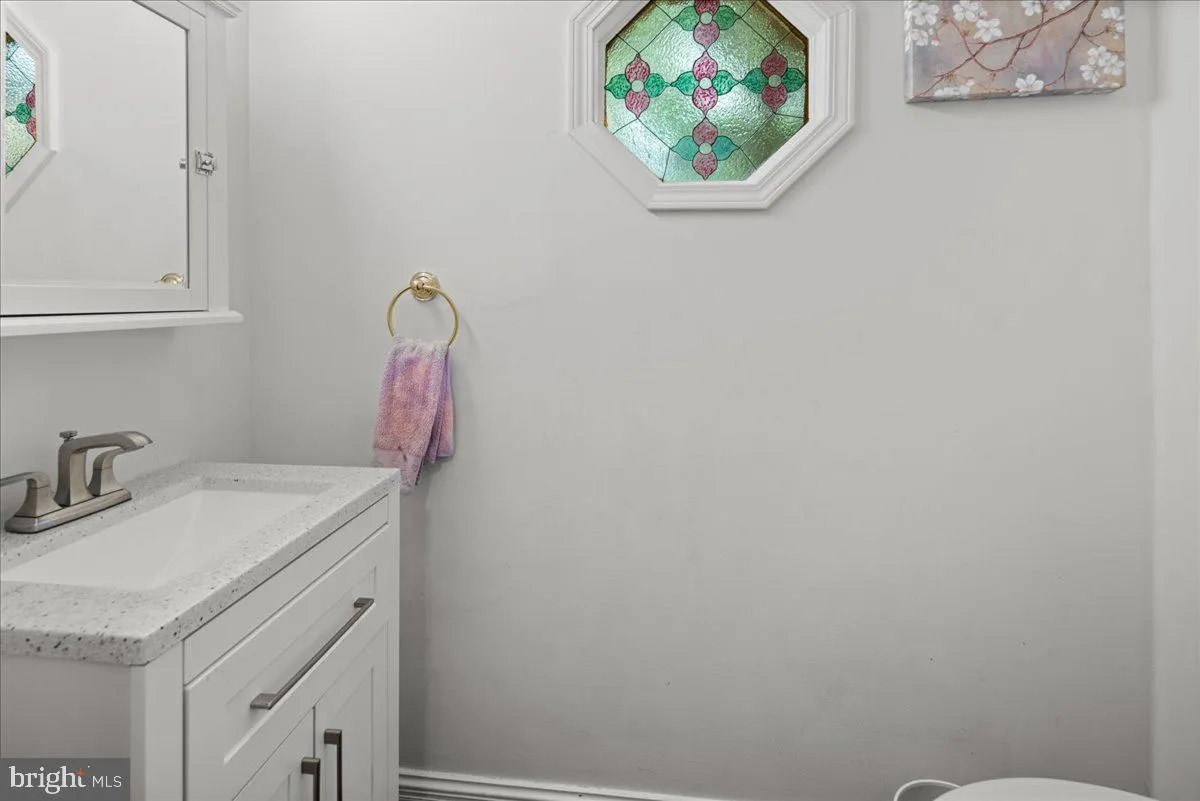 Monmouth Junction, New Jersey 08852, United States, 3 Bedrooms Bedrooms, ,3 BathroomsBathrooms,Residential,Active,155698