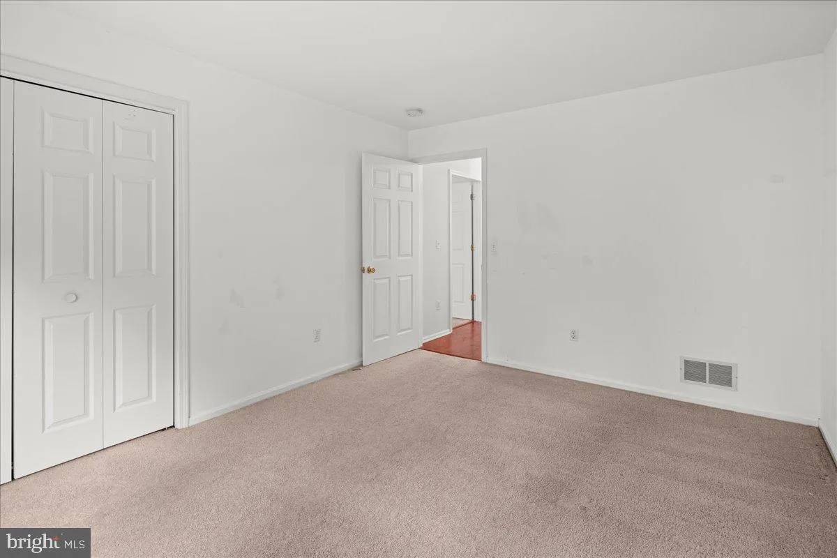 Monmouth Junction, New Jersey 08852, United States, 3 Bedrooms Bedrooms, ,3 BathroomsBathrooms,Residential,Active,155698