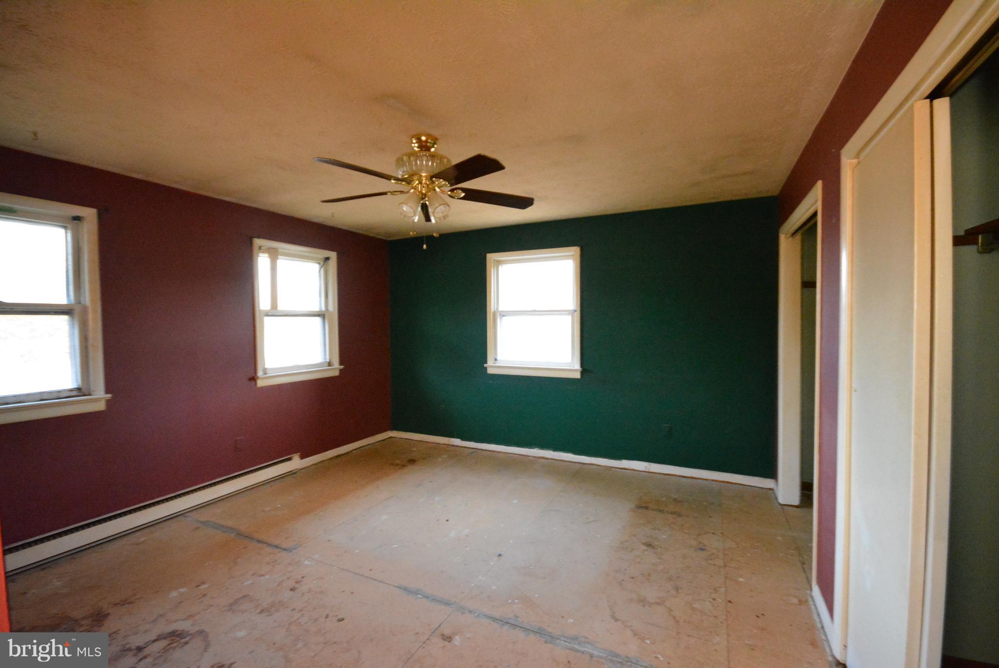 SHEN RIVER LAKES - Residential