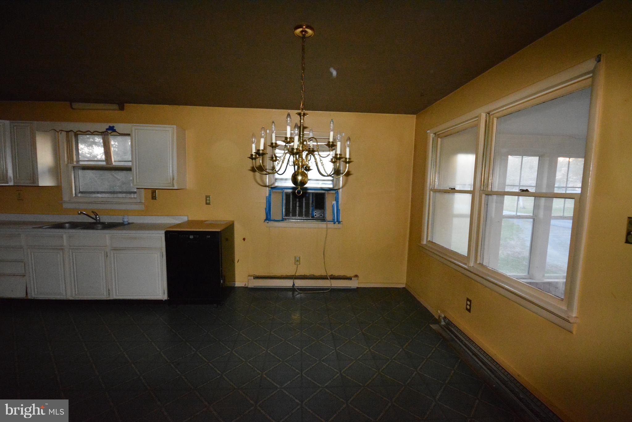 SHEN RIVER LAKES - Residential