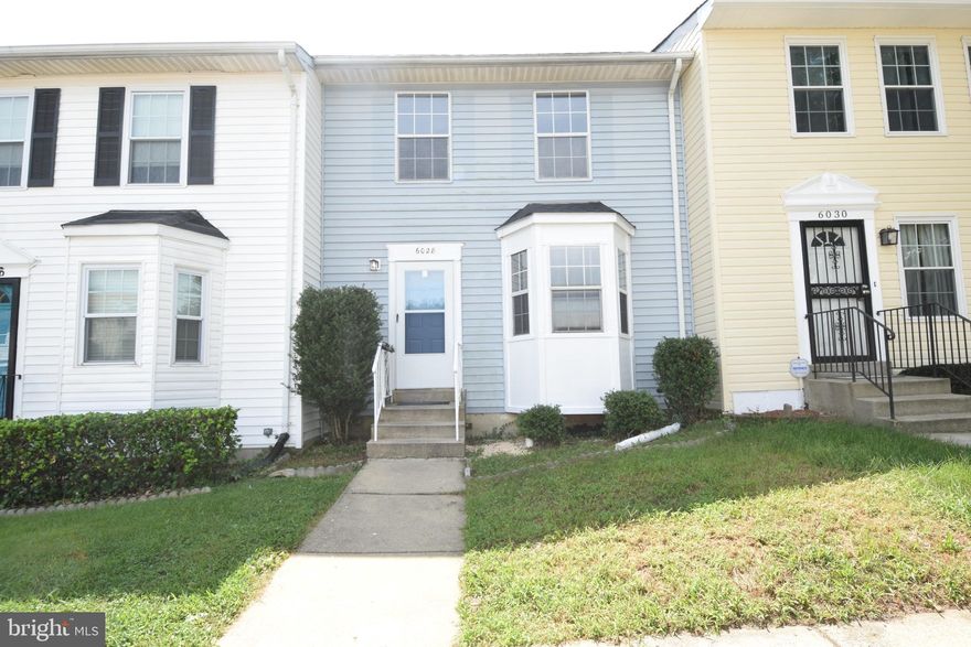 Beautiful, updated townhouse waiting to welcome you home. Freshly painted, gorgeous Luxury Vinyl Plank flooring, separate living and dining room, eat-in-kitchen with Bay view window, NEW stainless steel appliances, Central A/C.  Upstairs with 3 bedrooms and 2 full baths, FULLY Finished Lower Level with additional bedroom, full bath, and FLEX room. Enjoy the peace and quiet of the neighborhood. Home backs to trees. Close to Beltway, Woodrow Wilson Bridge, bus line, metro rail, National Harbor, Tanger Outlets, MGM Hotel, Gaylor National Resort, Oxon Hill Library, and additional shopping. You will love it. HCVP WELCOME!!