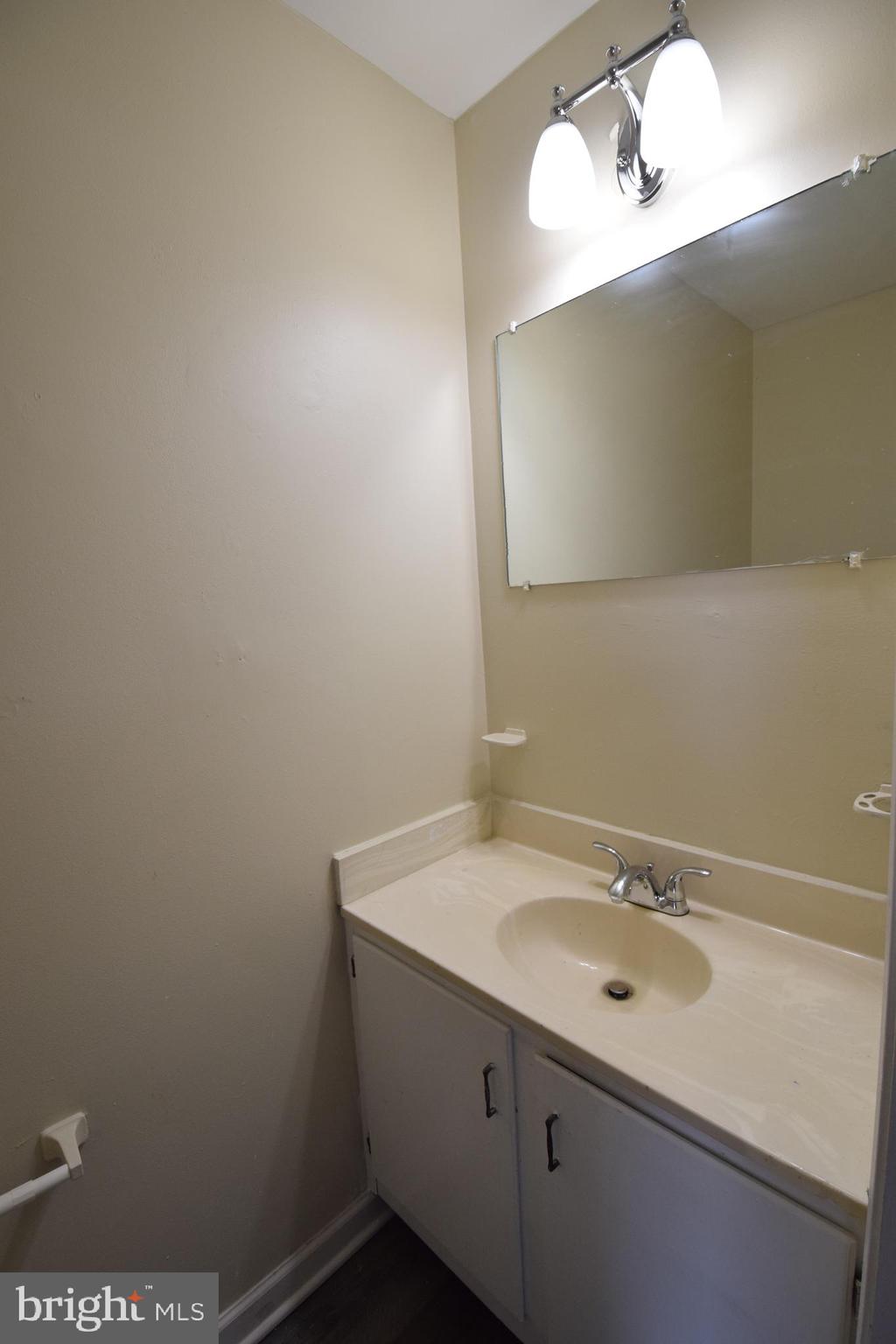 SAINT MORITZ VILLAGE - Residential Lease