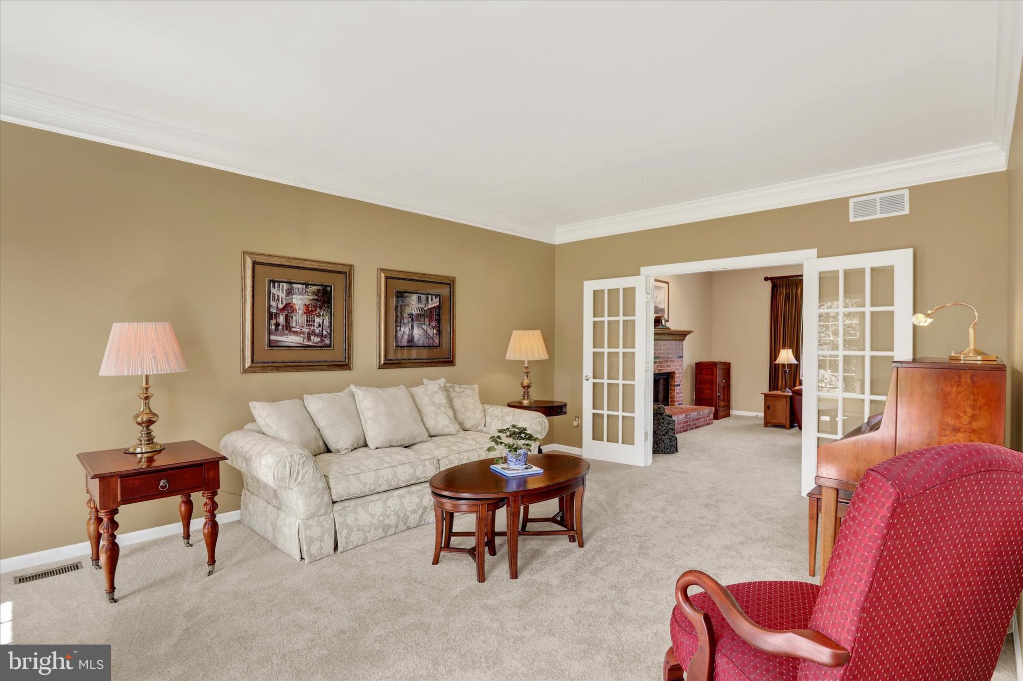 COLD SPRING HUNT - Residential