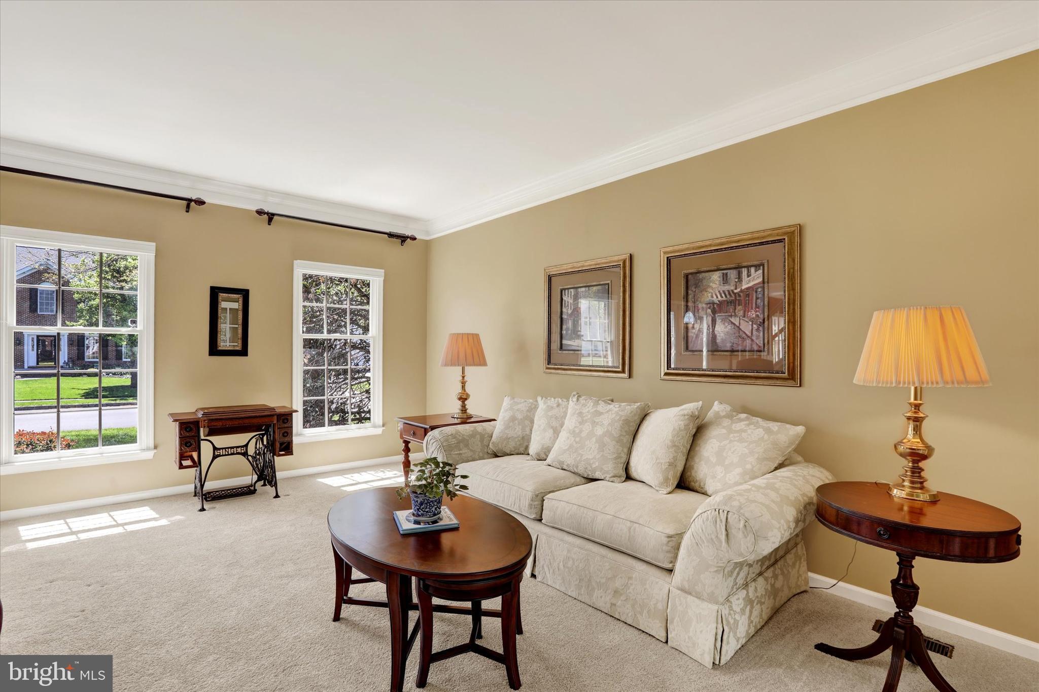 COLD SPRING HUNT - Residential