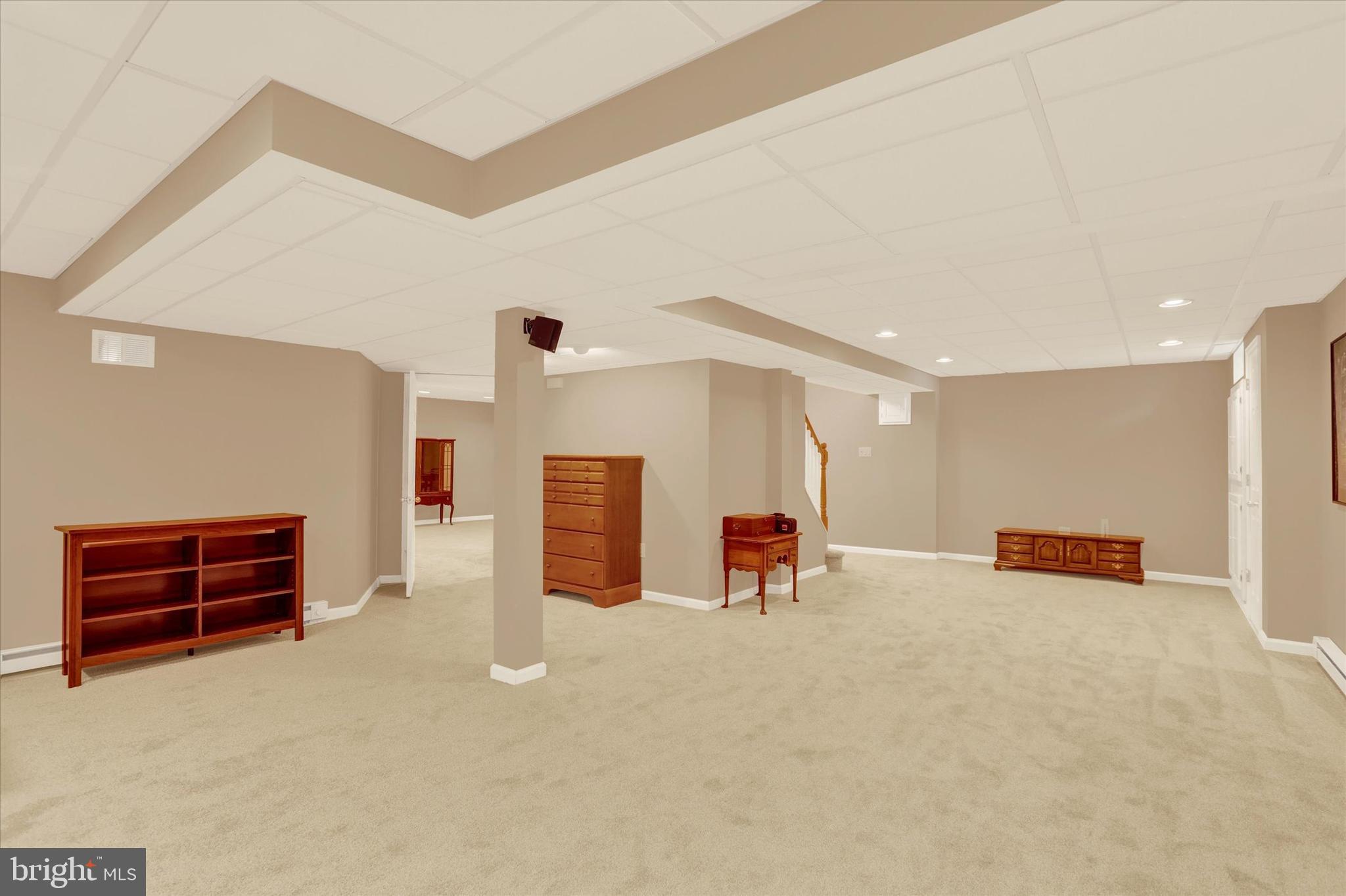 COLD SPRING HUNT - Residential
