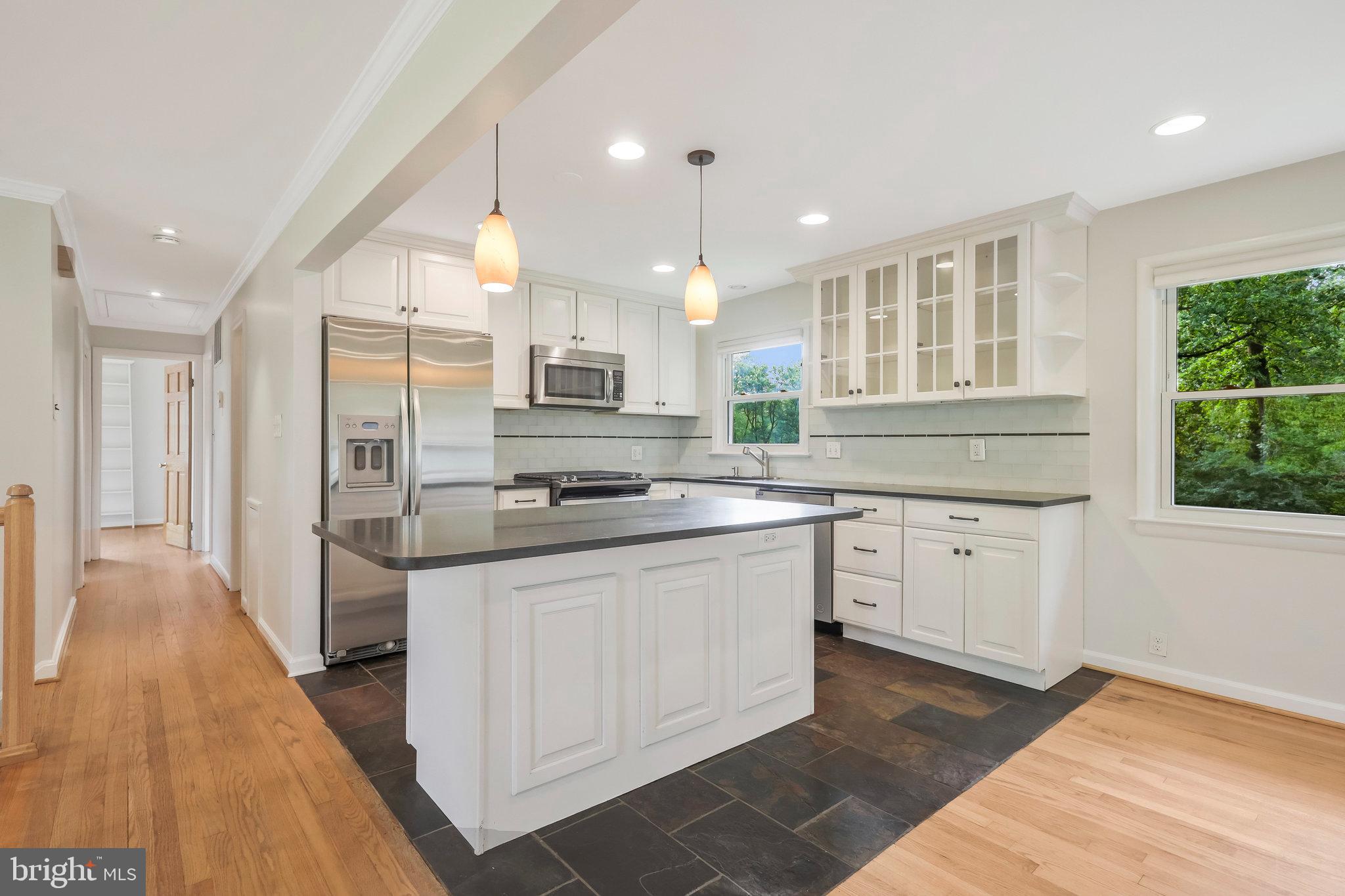 LAURA DRIVE - Residential Lease