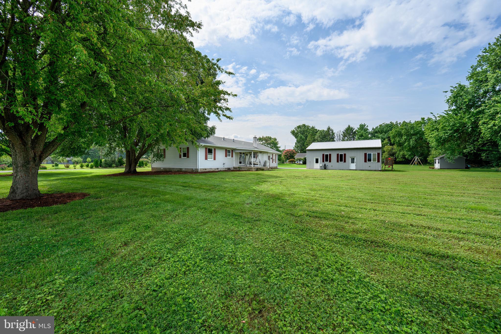 7982 RADCLIFFE ROAD