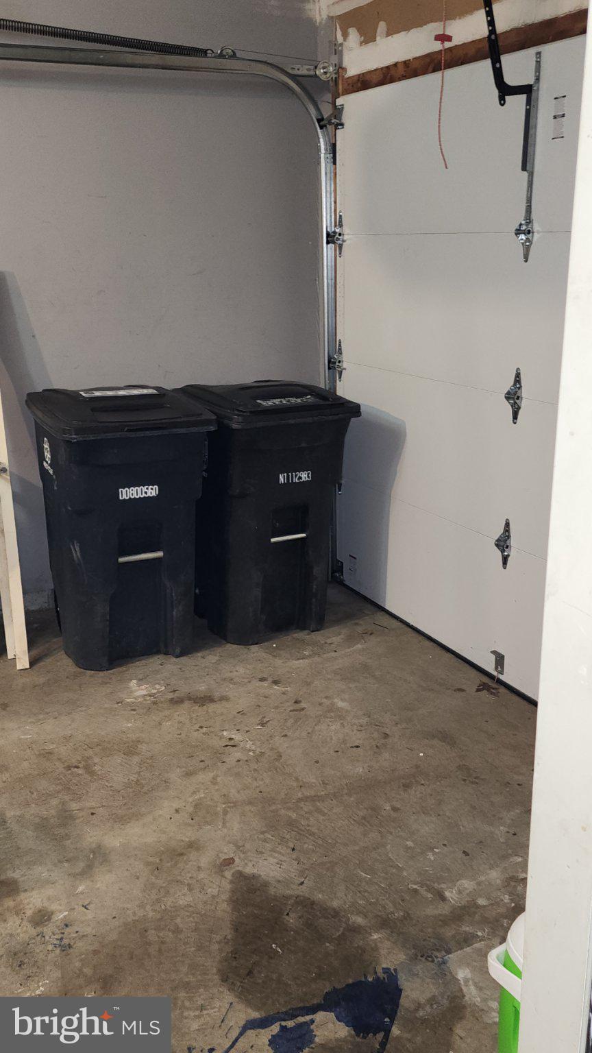 PENNSYLVANIA CROSSING - Residential