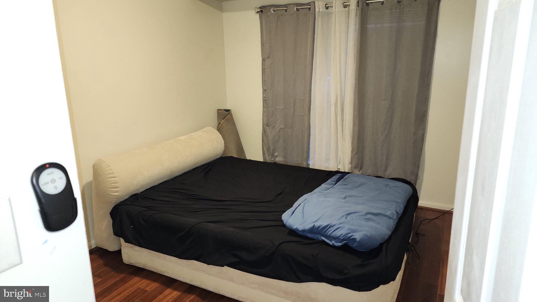 PENNSYLVANIA CROSSING - Residential