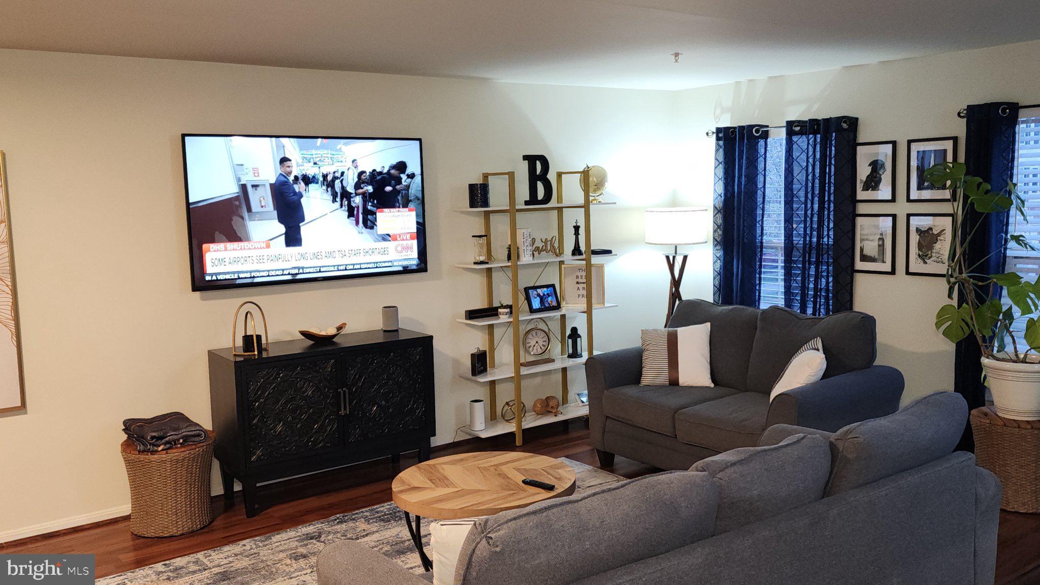 PENNSYLVANIA CROSSING - Residential