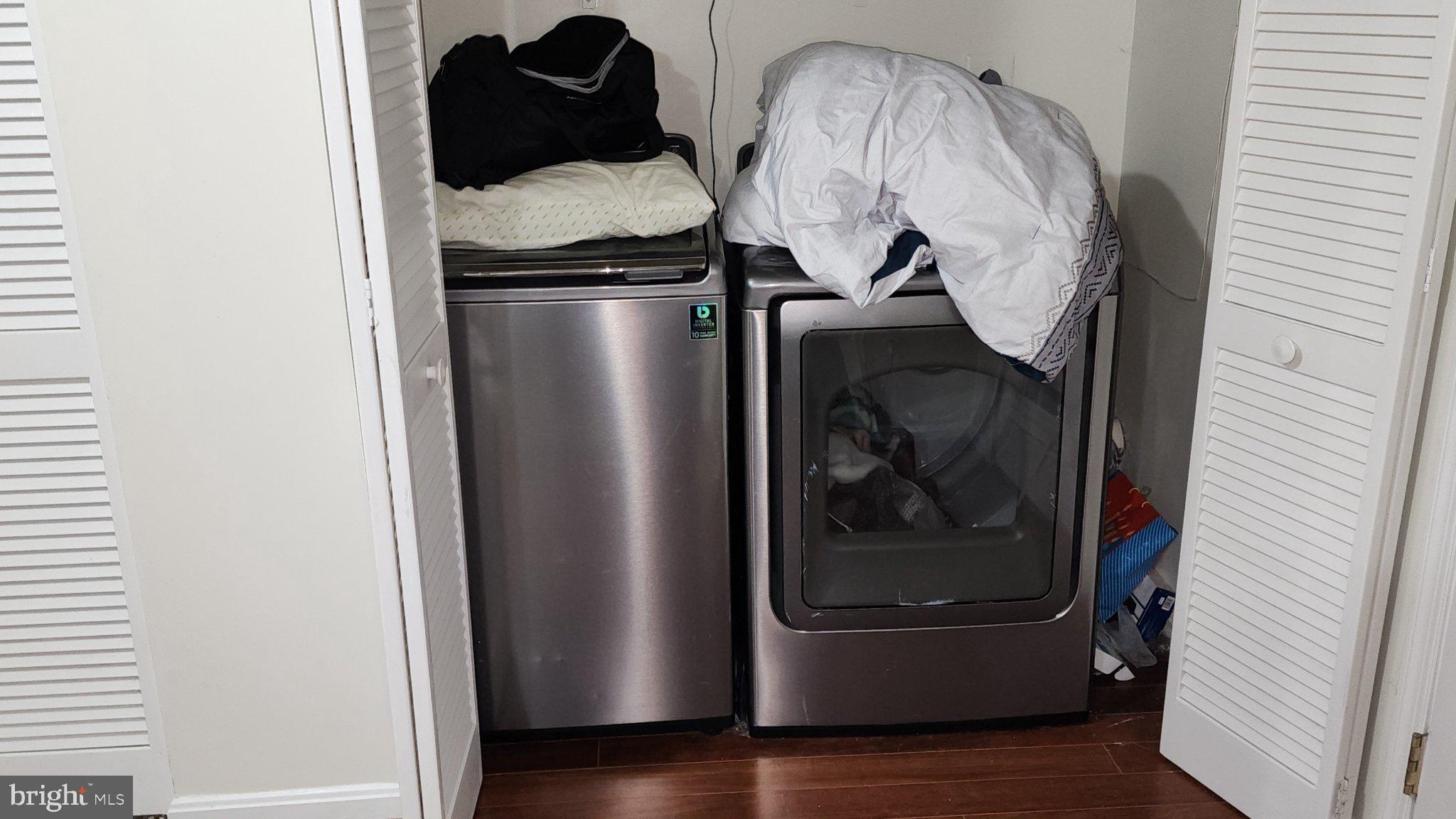 PENNSYLVANIA CROSSING - Residential