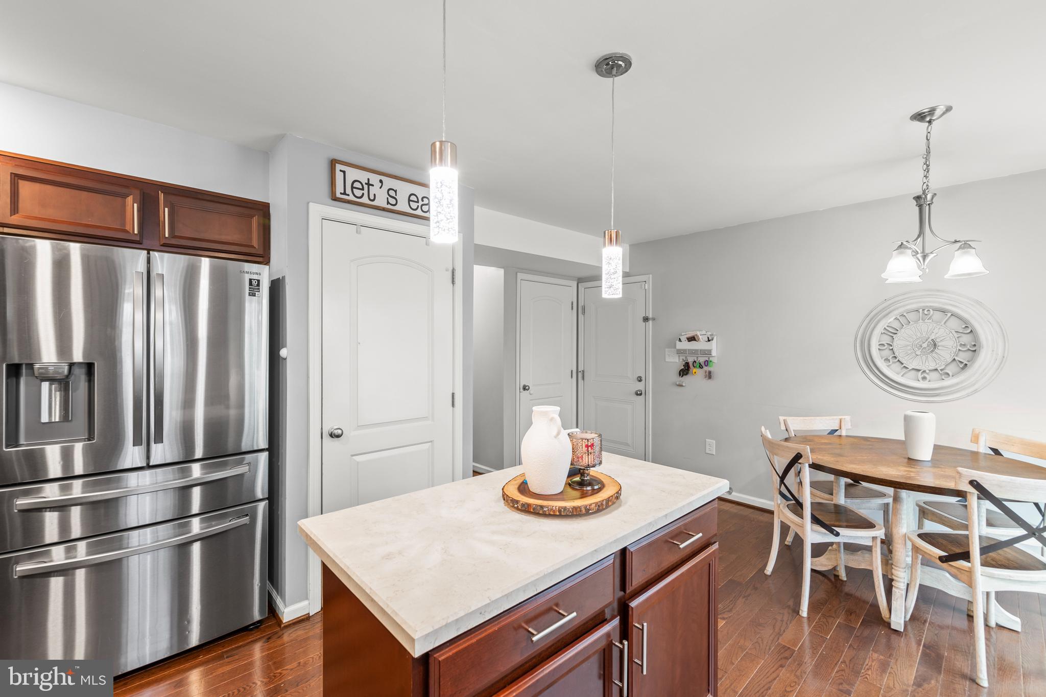 STONEY RIDGE - Residential Lease