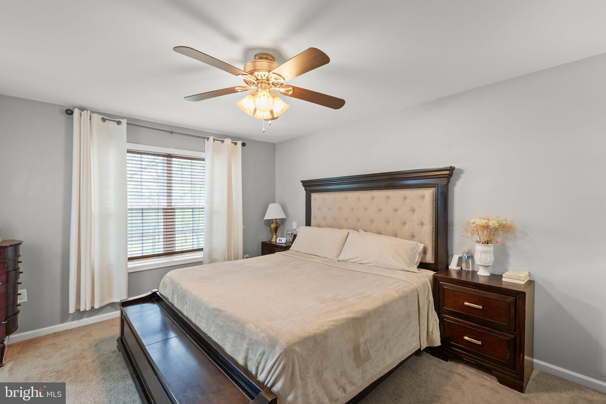 STONEY RIDGE - Residential Lease