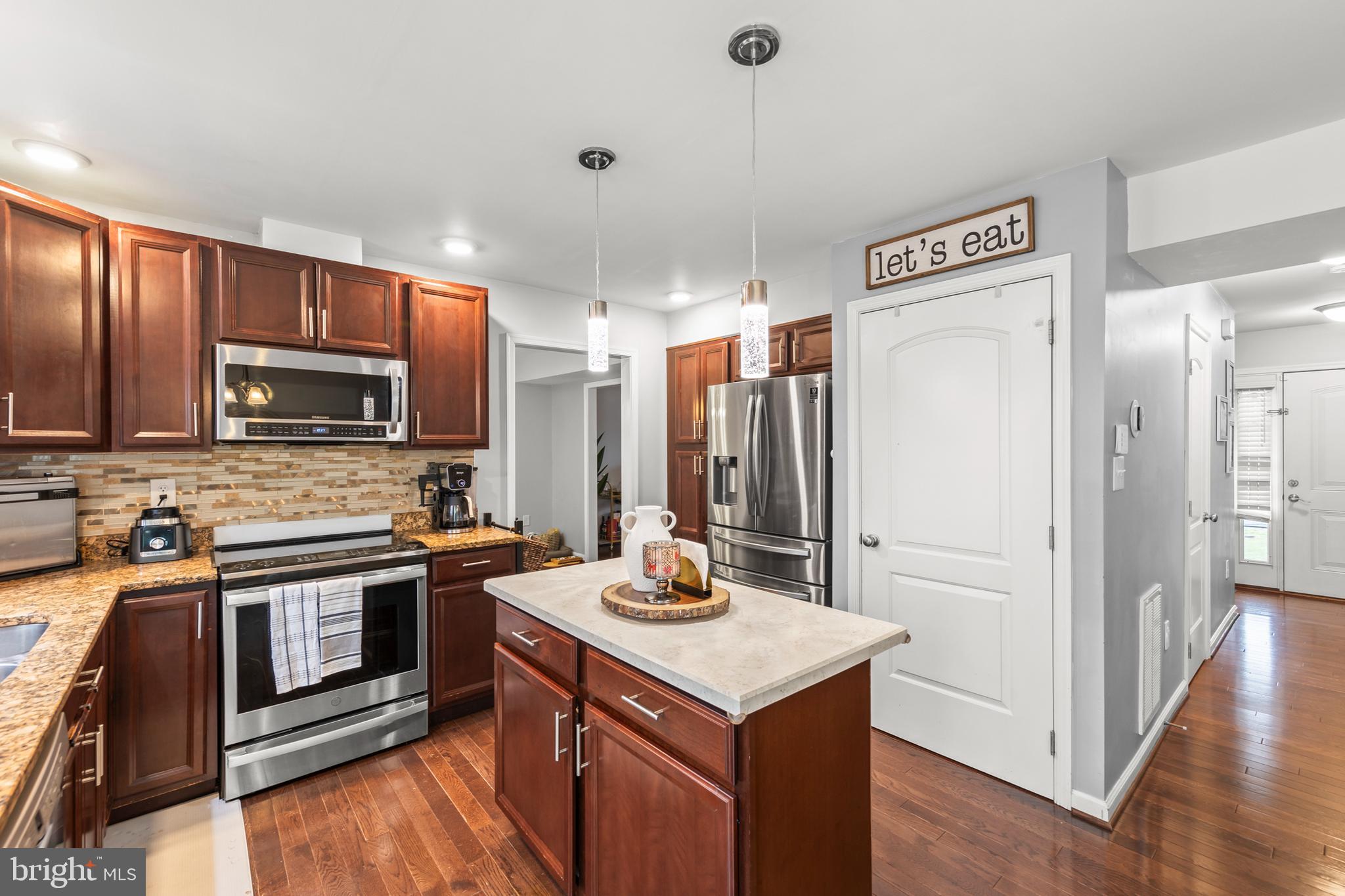 STONEY RIDGE - Residential Lease