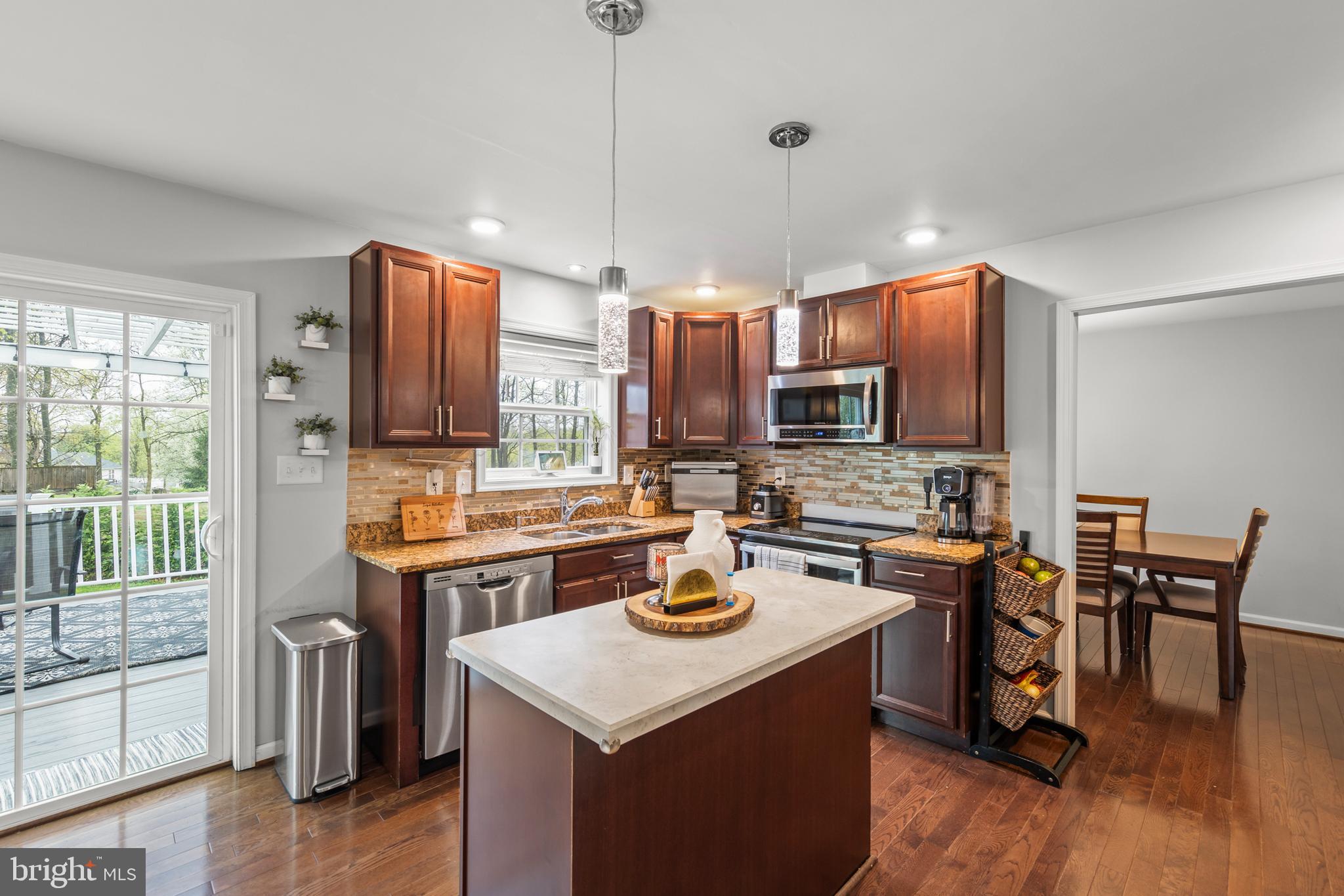 STONEY RIDGE - Residential Lease