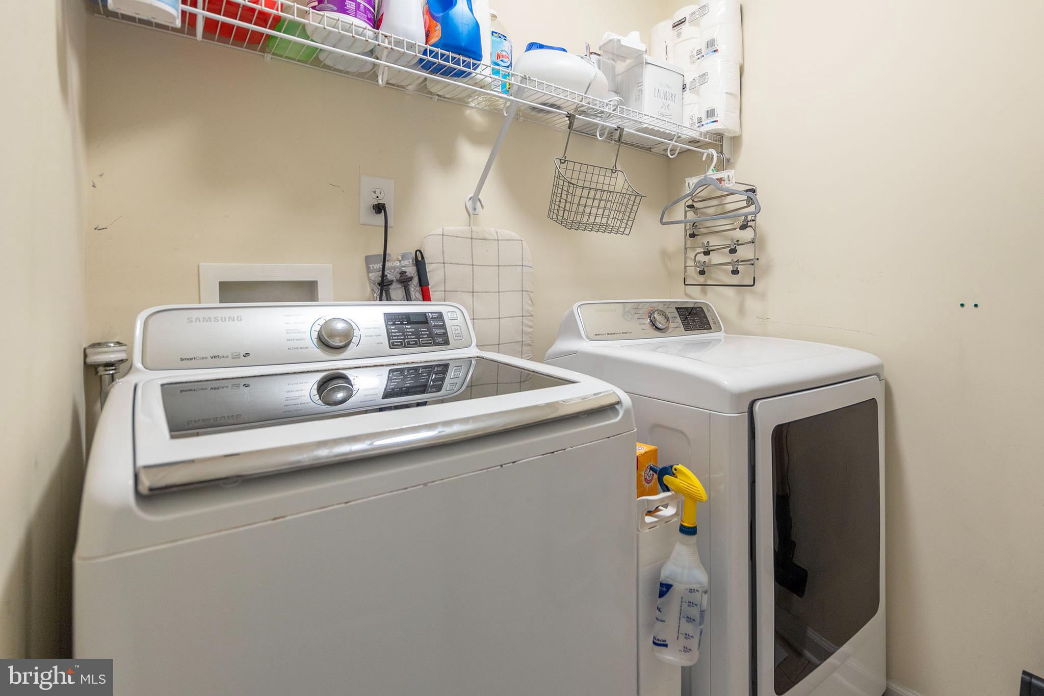 STONEY RIDGE - Residential Lease