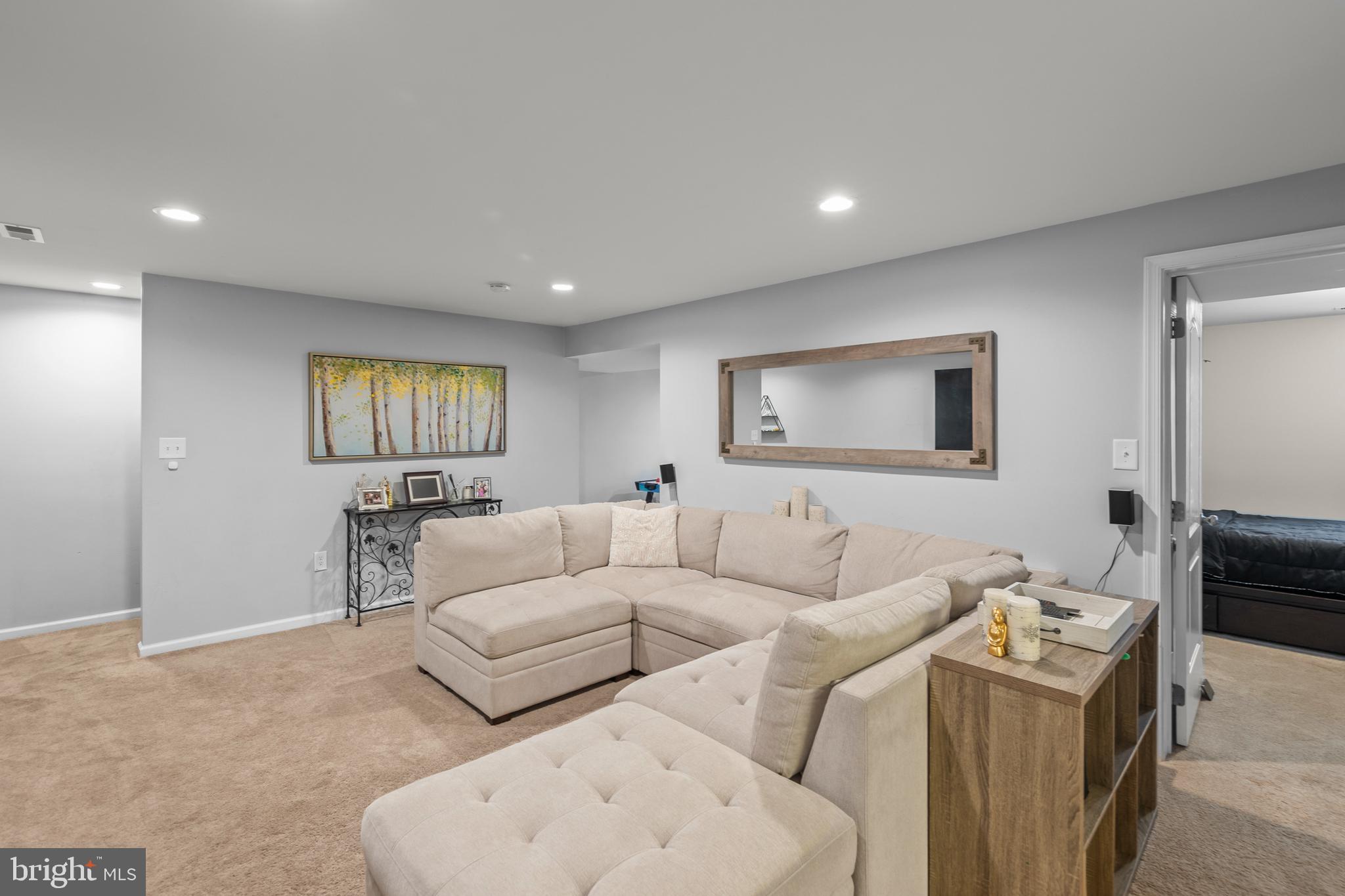 STONEY RIDGE - Residential Lease