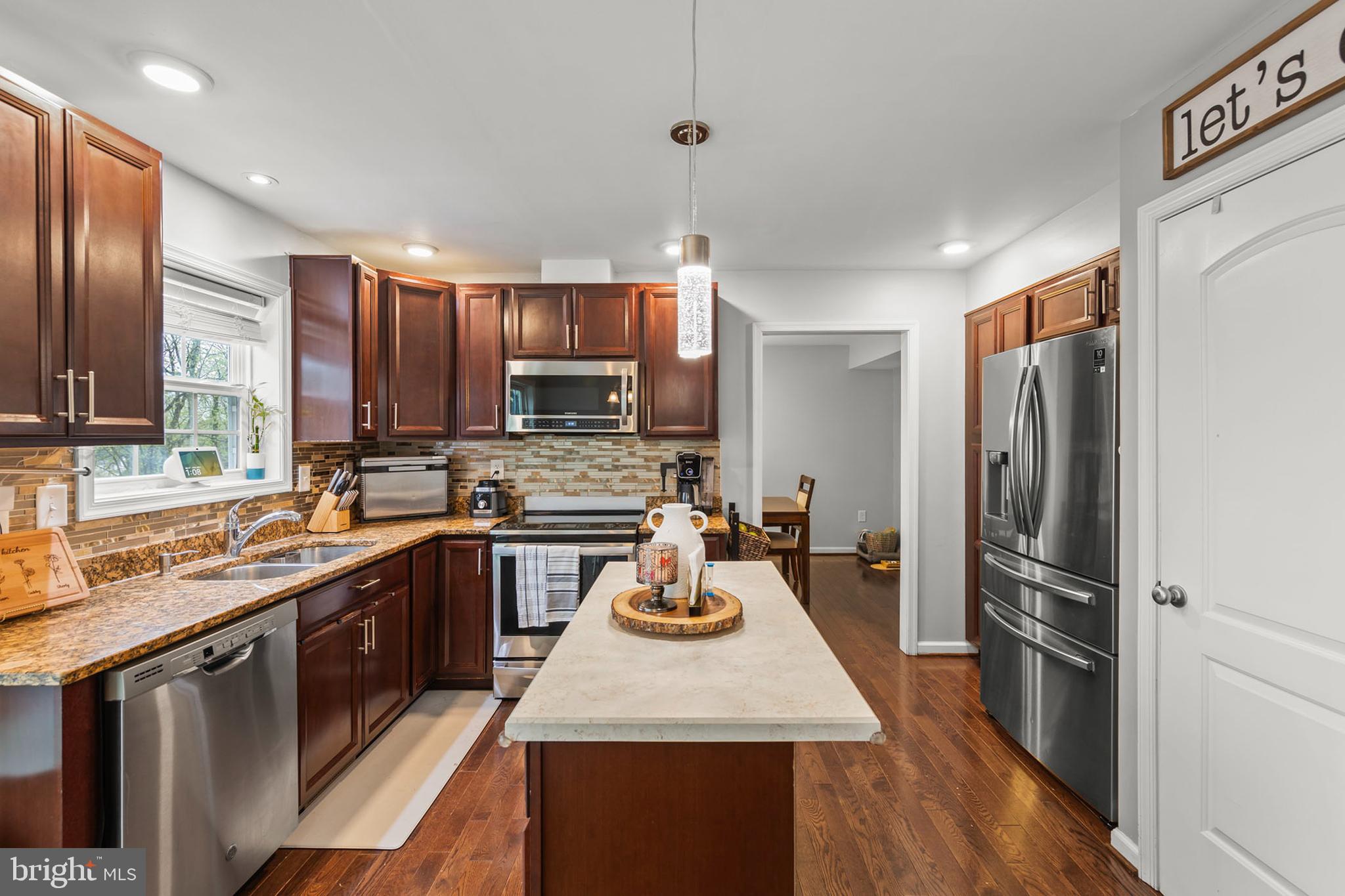 STONEY RIDGE - Residential Lease