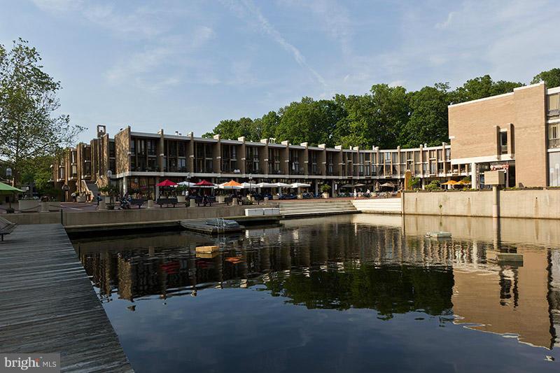 RESTON - Residential Lease