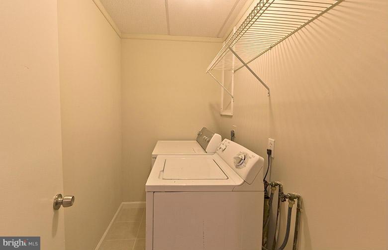 RESTON - Residential Lease