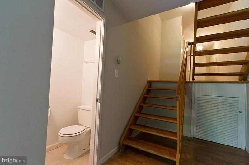 RESTON - Residential Lease