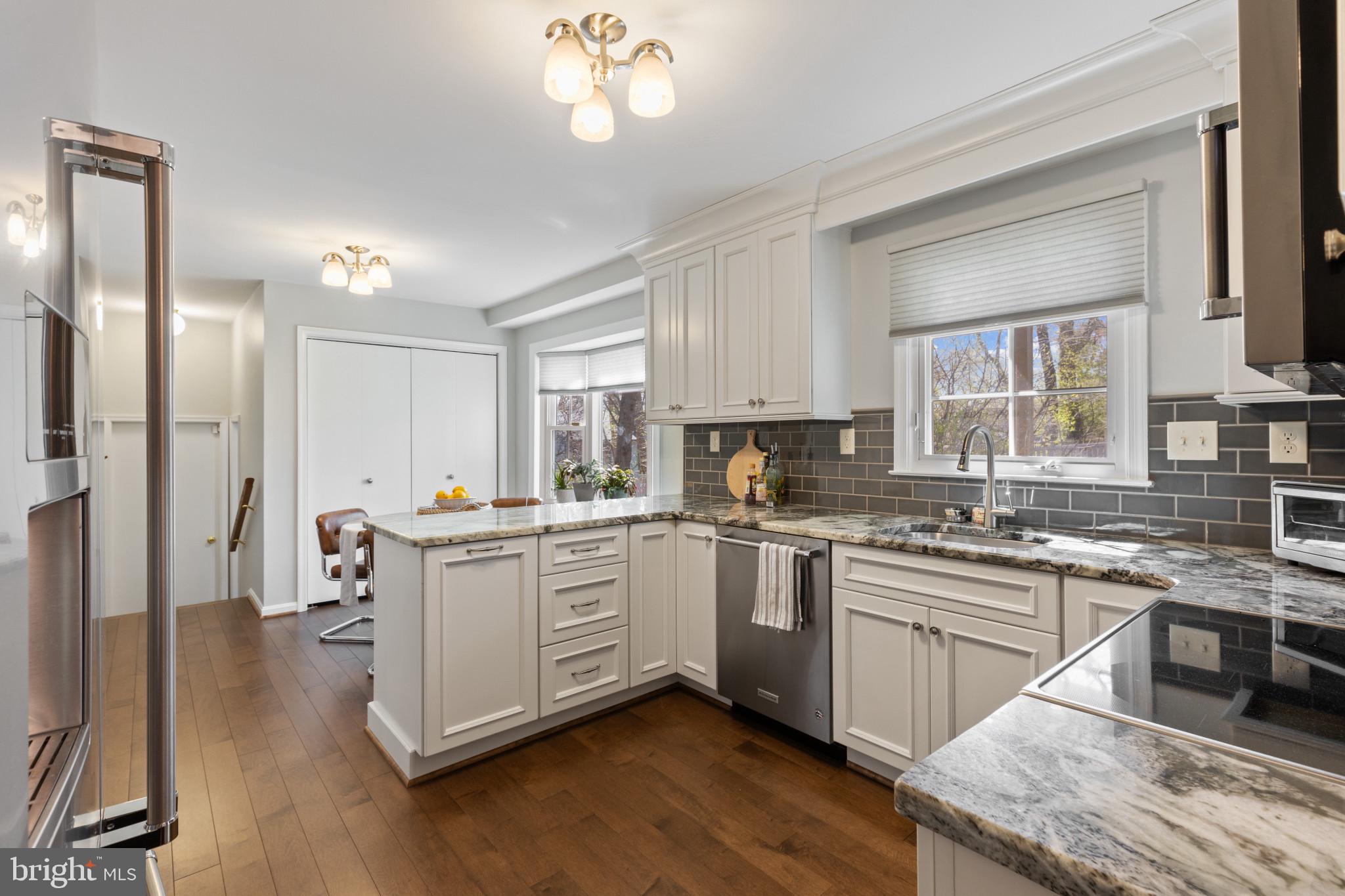 ADMIRAL HEIGHTS - Residential