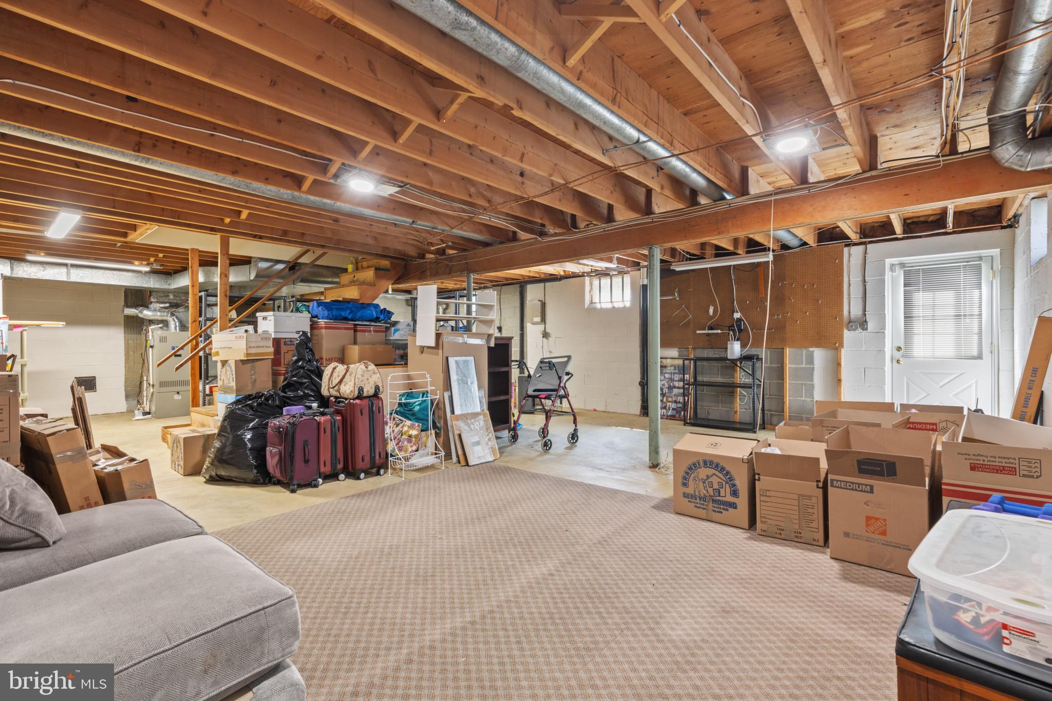 ADMIRAL HEIGHTS - Residential