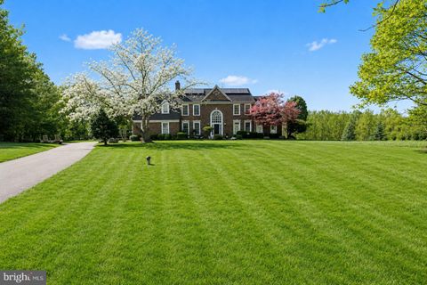 Homes For Rent - 1215 Heritage Hills Drive<br/> UPPER MARLBORO, MD 20774