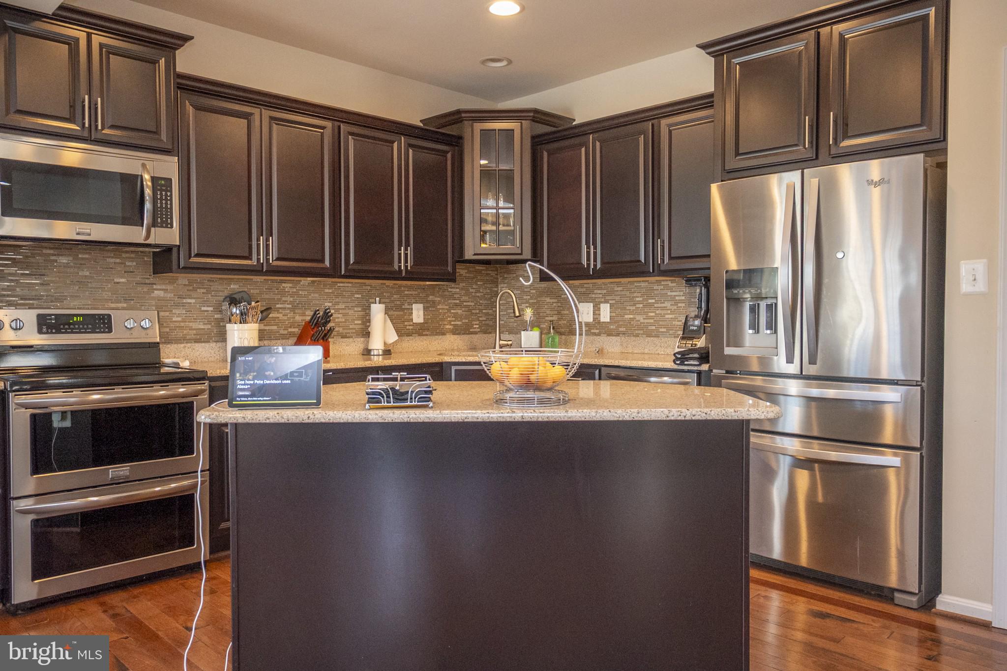 WOODMORE TOWNE CENTRE - Residential