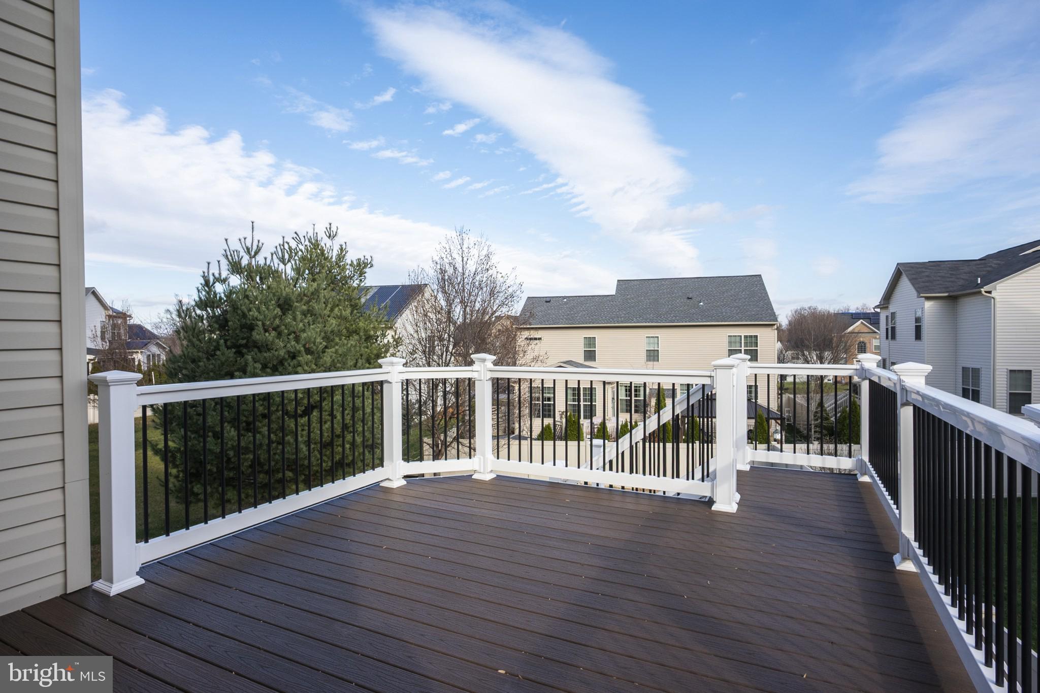 WOODMORE TOWNE CENTRE - Residential