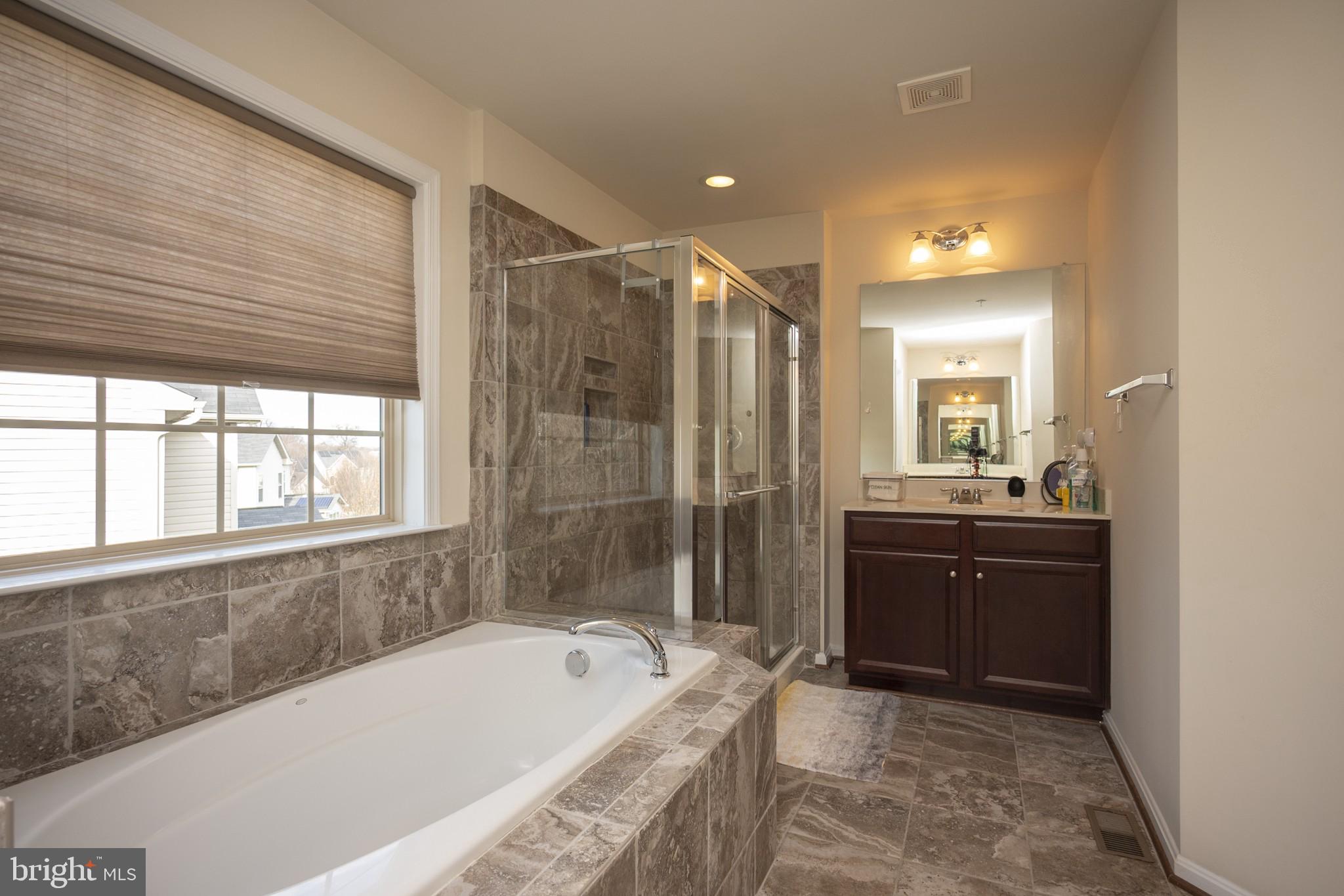 WOODMORE TOWNE CENTRE - Residential