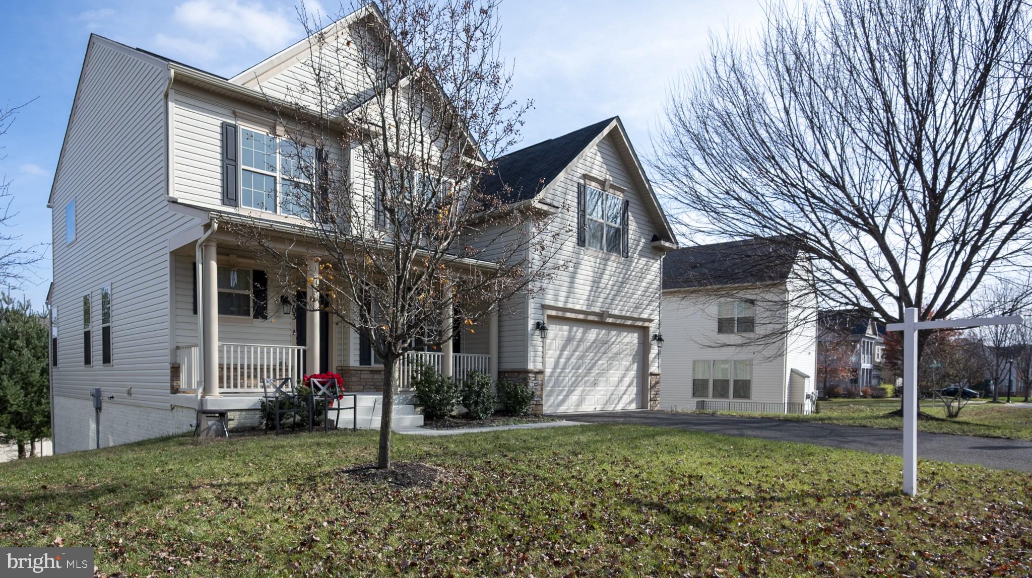 WOODMORE TOWNE CENTRE - Residential