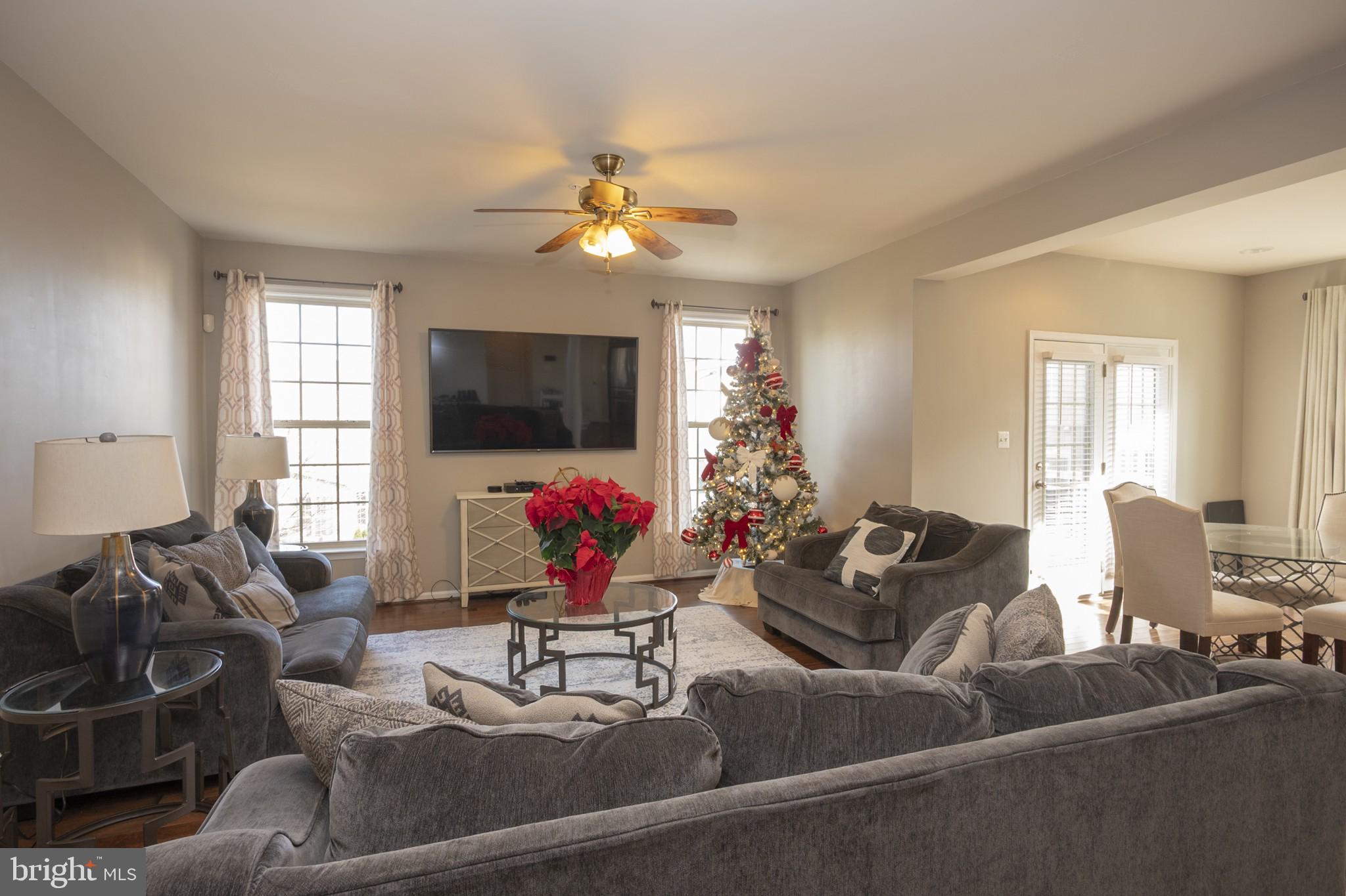 WOODMORE TOWNE CENTRE - Residential